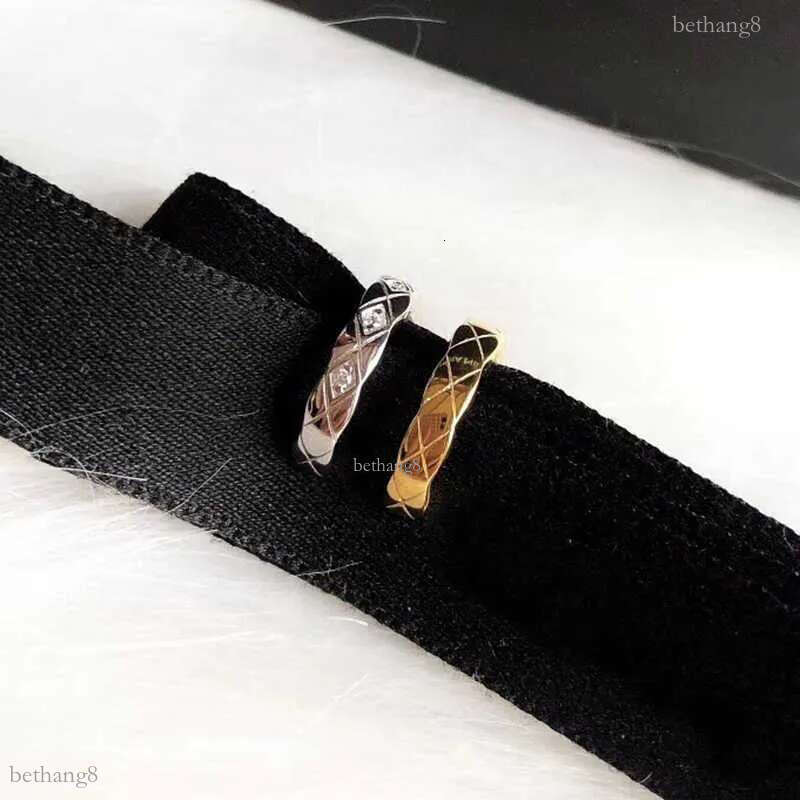 Elegant Gold Tone 925 Sterling Silver Ear Cuff Earrings with Lozenge Pattern for Special Occasions