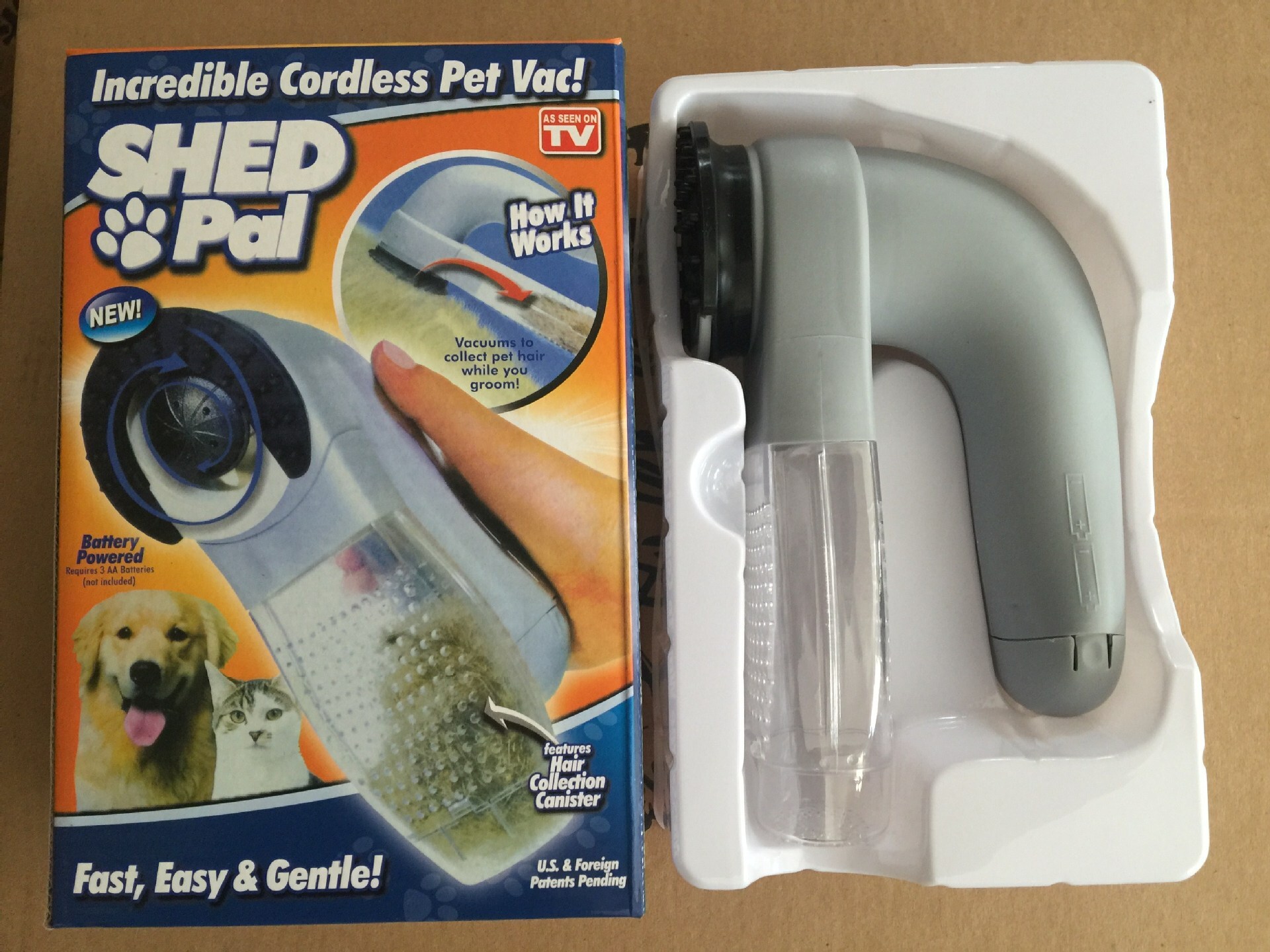 Electric pet hair dryer portable cat and dog massage cleaning vacuum cleaner Shed pal tv factory direct sales