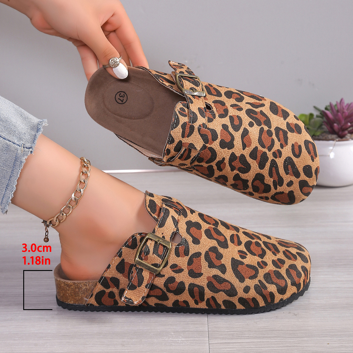 Designer slippers Baotou Half Dragged free Shipping One foot sandals Round head half drag Women wearing sandals outside 2025