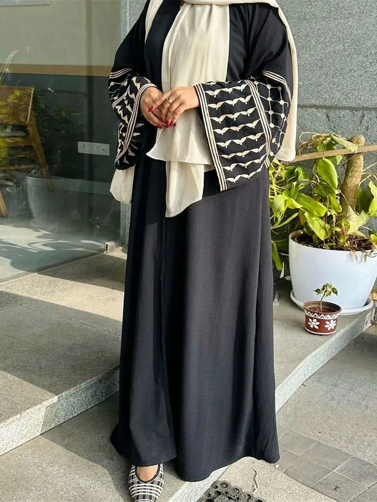 Linen Butterfly y Public Abaya Dubai y Muslim Humility Kaftan Kimono Dress Coat Womens Islamic Clothing Ka 250411