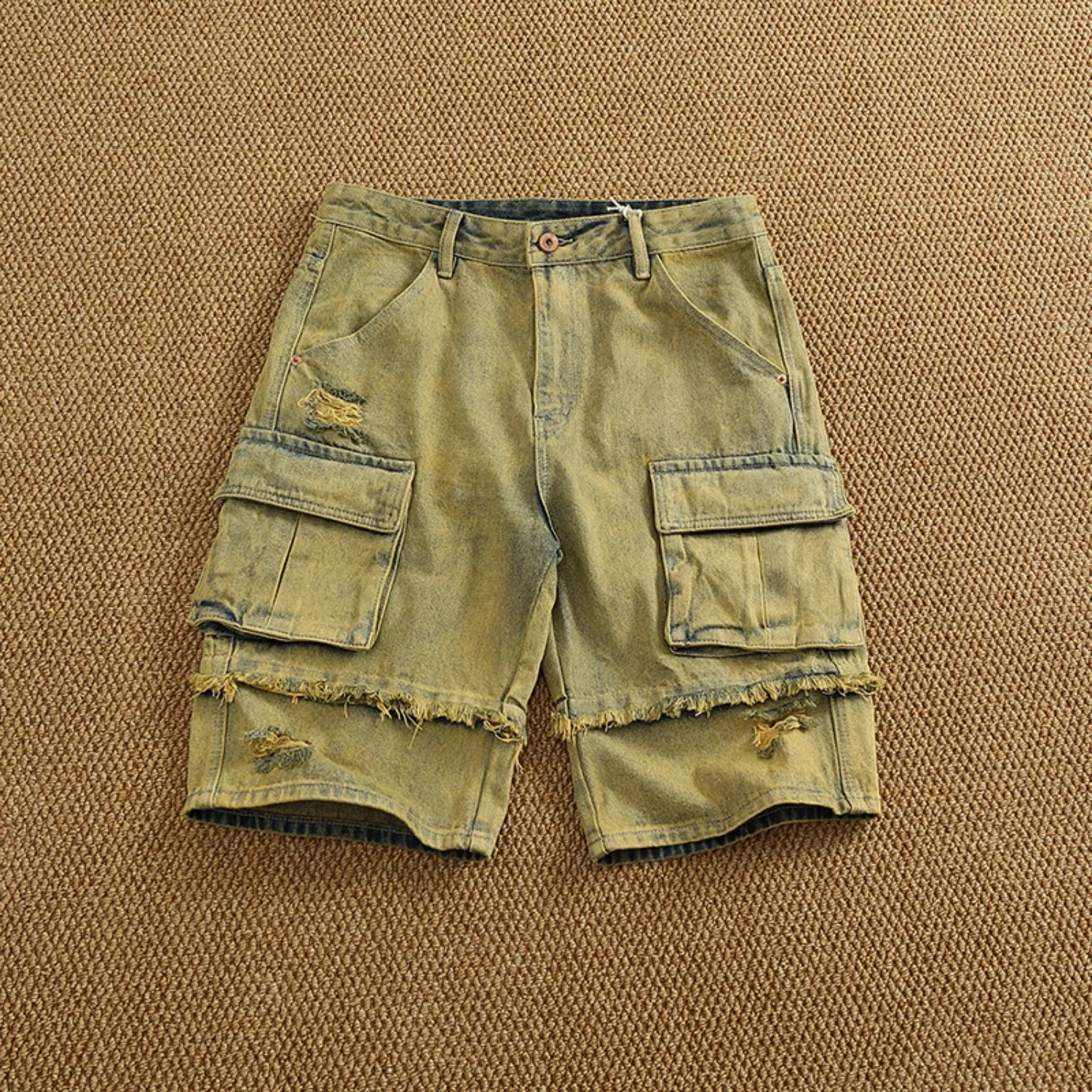 Personality Yellow stains old washed denim shorts mens summer pockets multi pocket cargo quarter pants 250411Z