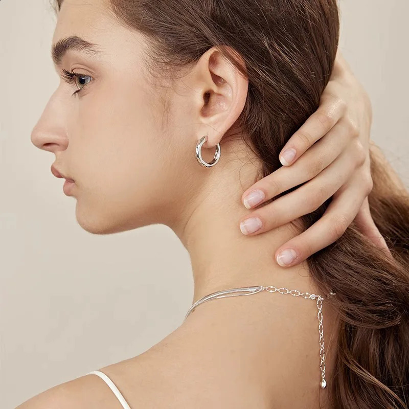 Shiny U retro light yellow gold ring earrings suitable for womens fashion jewelry gifts 250409