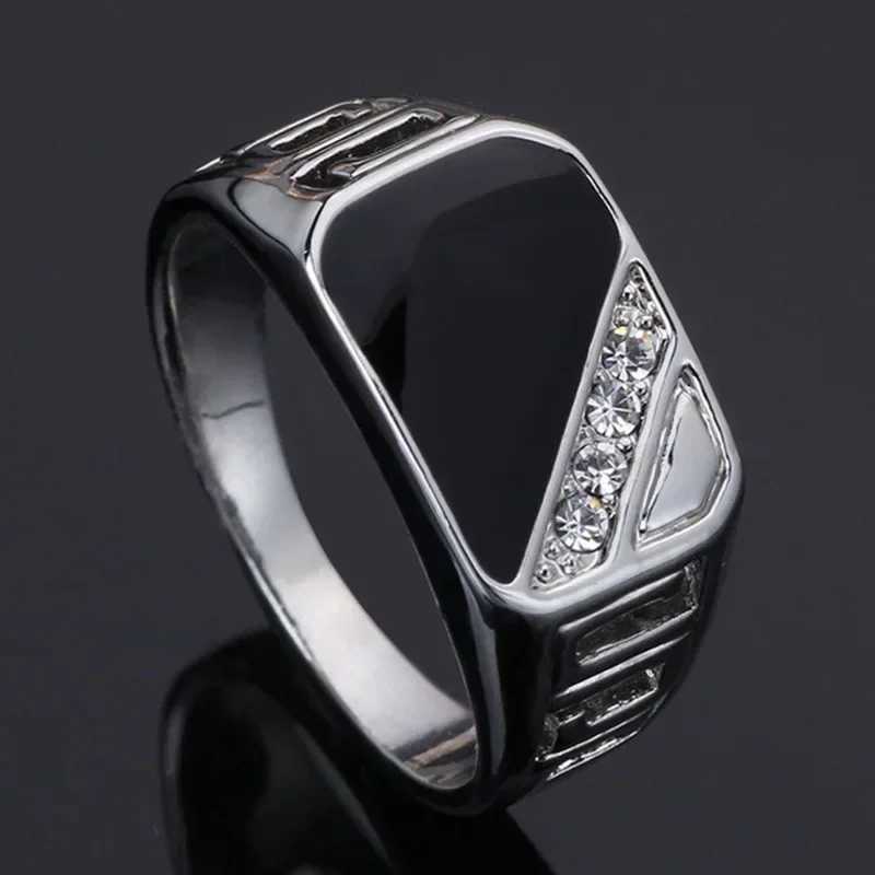 Mens New Metallic Gloss Ring Geometric Width Signet Square Finger Punk Style Fashion Ring Jewelry Accessories Anillo HombreXJ250412