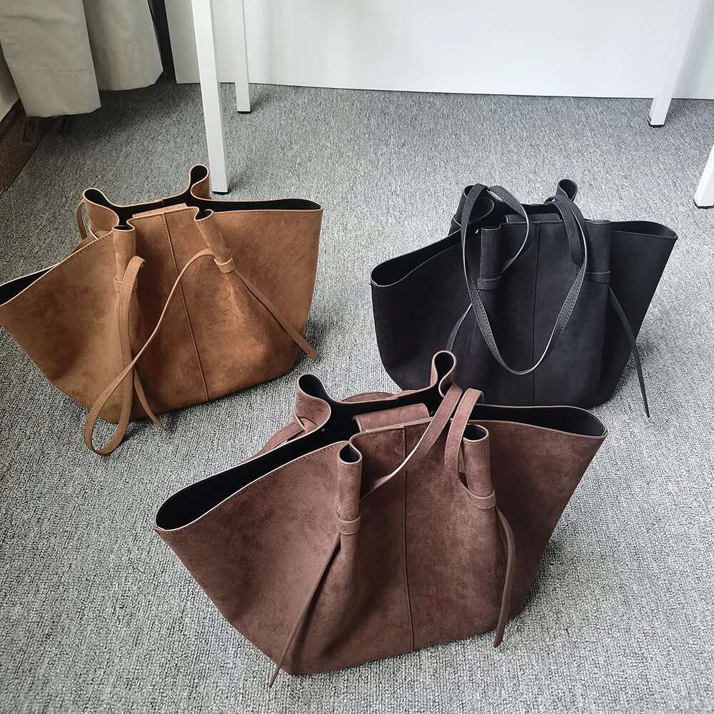 New Matte Suede Retro Wing Large Capacity One-Shoulder Tote Casual Shopping Women's Bag