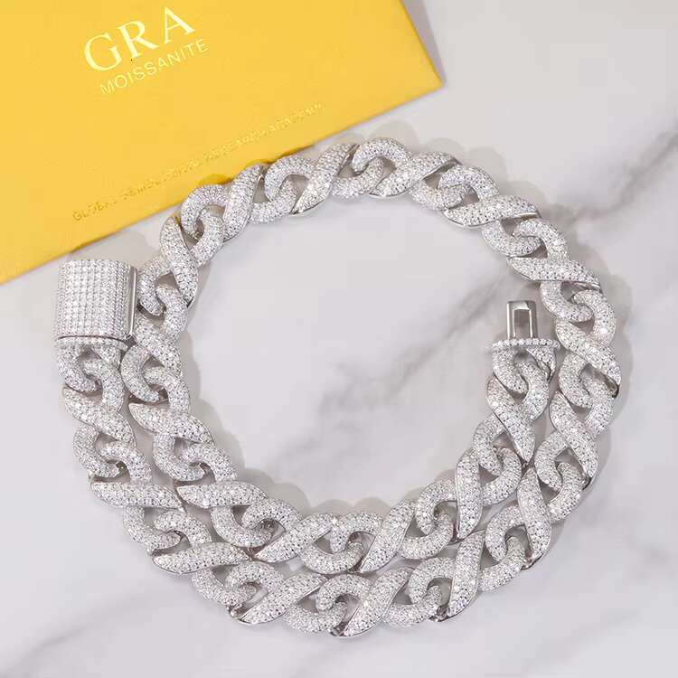 Fashion Design Infinity Cuban Link Chain 13mm Width S925 Silver Chain Hip Hop Necklace VVS Moissanite Cuban Chain Necklace