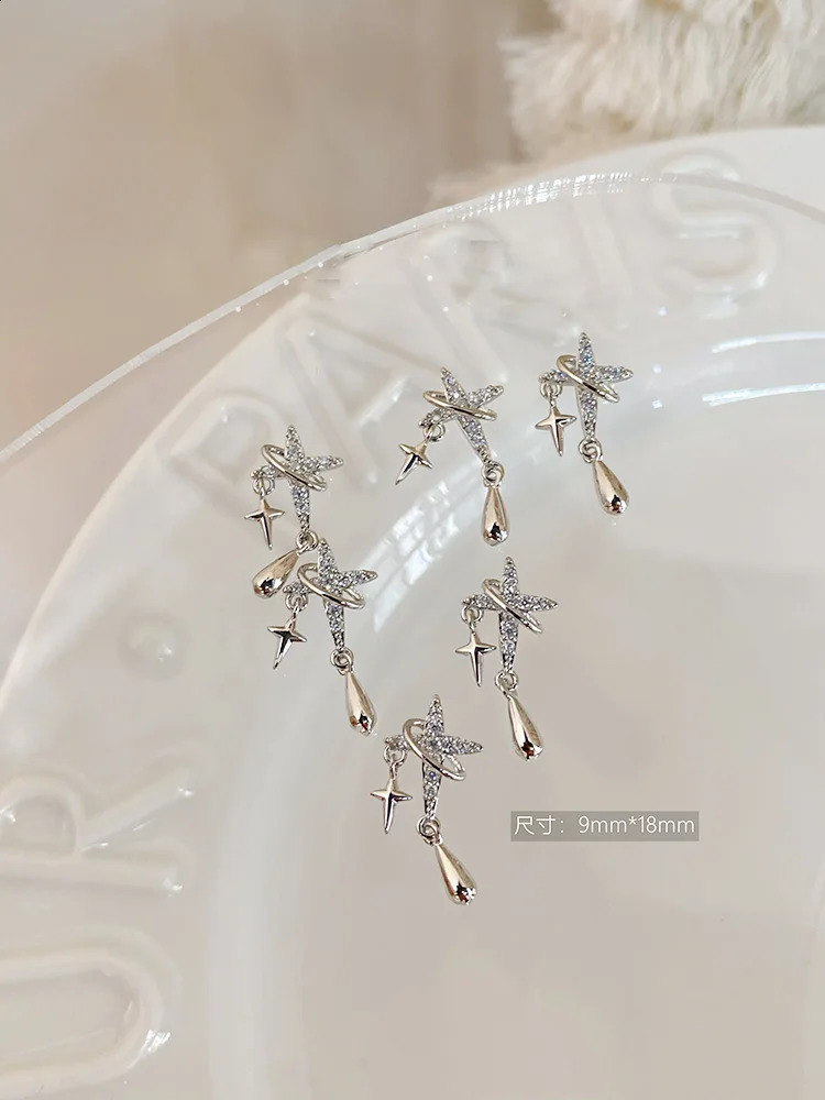 5 pieces of high-end heart-shaped zircon chain pendant butterfly moon star gold silver alloy copper strip zircon nail art decoration 250407
