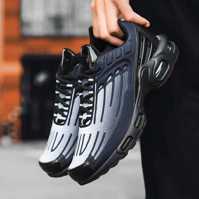 Spring new large-size couple air cushion sneakers versatile comfortable running shoes mens casual fashion sneakersC250411