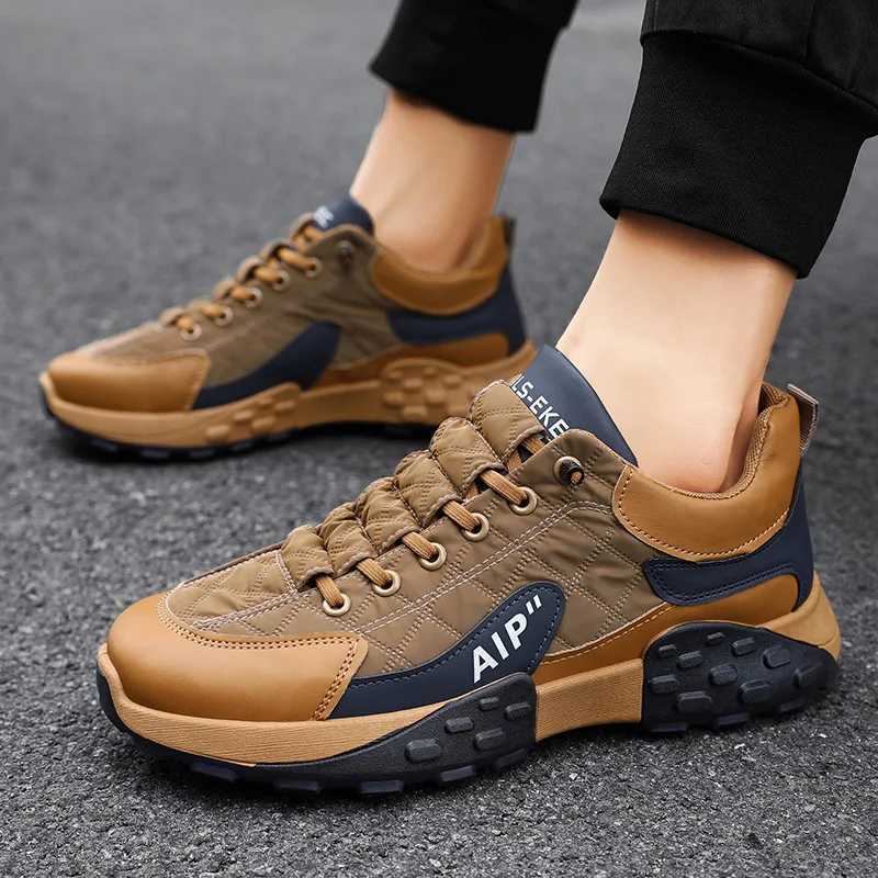 Mens casual shoes fashionable and breathable walking shoes mens lightweight and comfortable sports shoes running shoes W250412