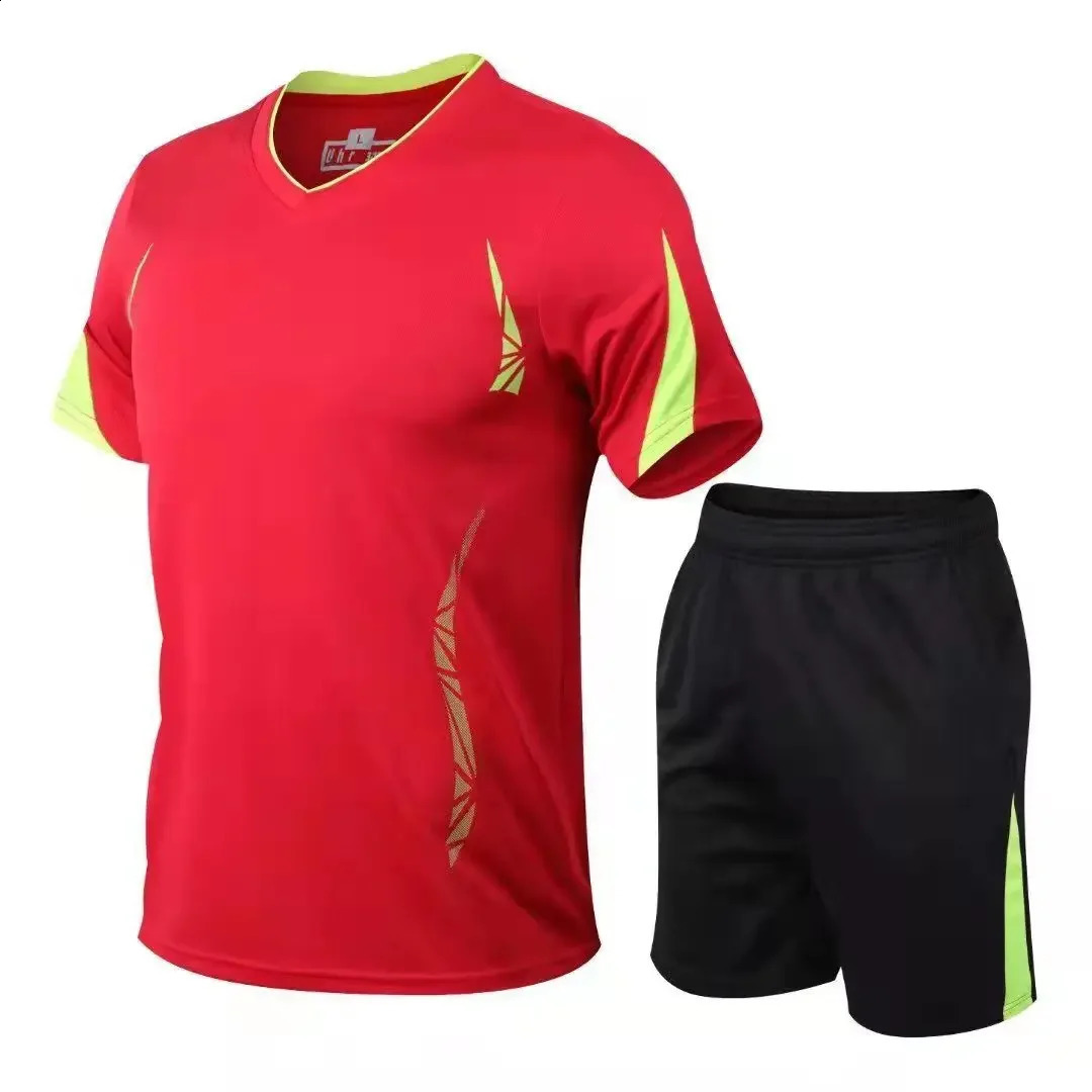 2025 Summer Mens Sportswear Gym Fitness Suit Football Training Set Sportswear Slow Running Mens Running Sportswear Soft and Co 250407
