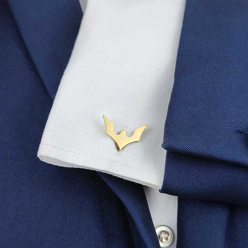 Bat cufflinks mens sleeves wrist buttons shirt buttons stainless steel cufflinks wedding beauty mens accessoriesT250412