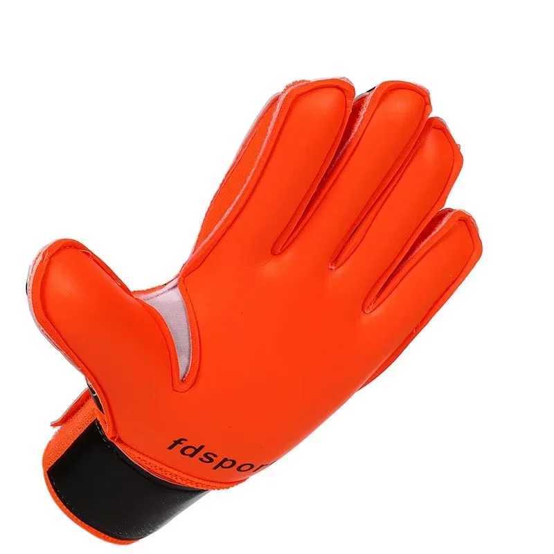 Childrens latex goalkeeper gloves football goalkeeper gloves anti slip thick football gloves finger protection childrens football glovesXJ250412