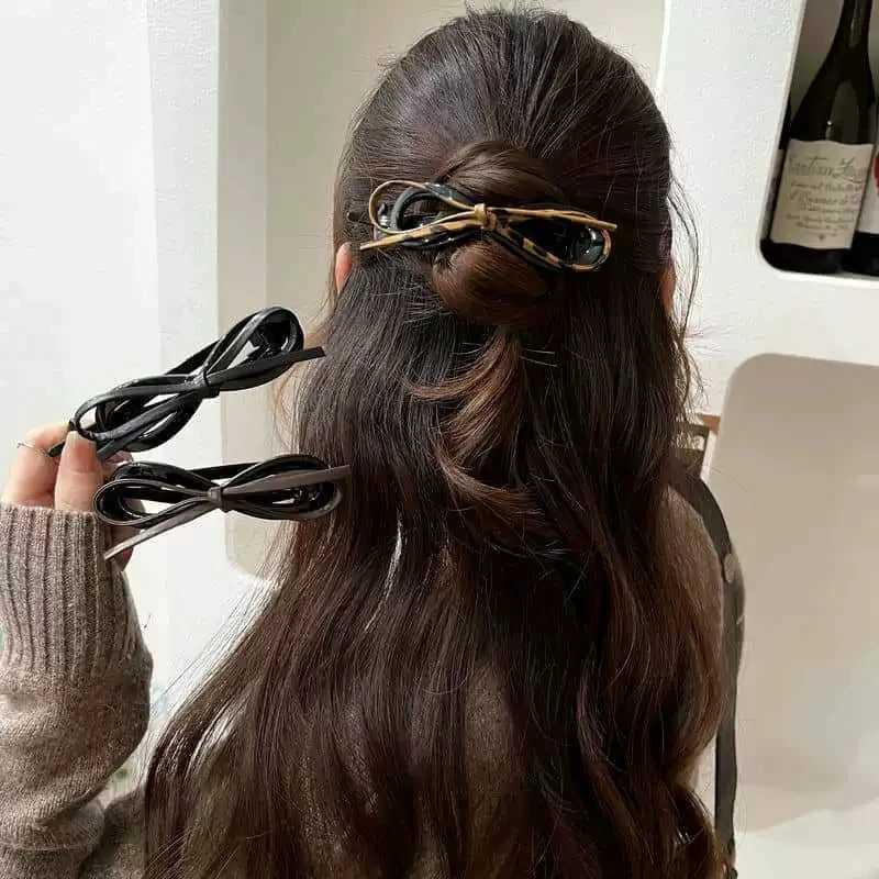 New twisted hair clip PU bow bucket large-sized hair clip plastic hair clip sweet daily headband female hair accessories Y2504012