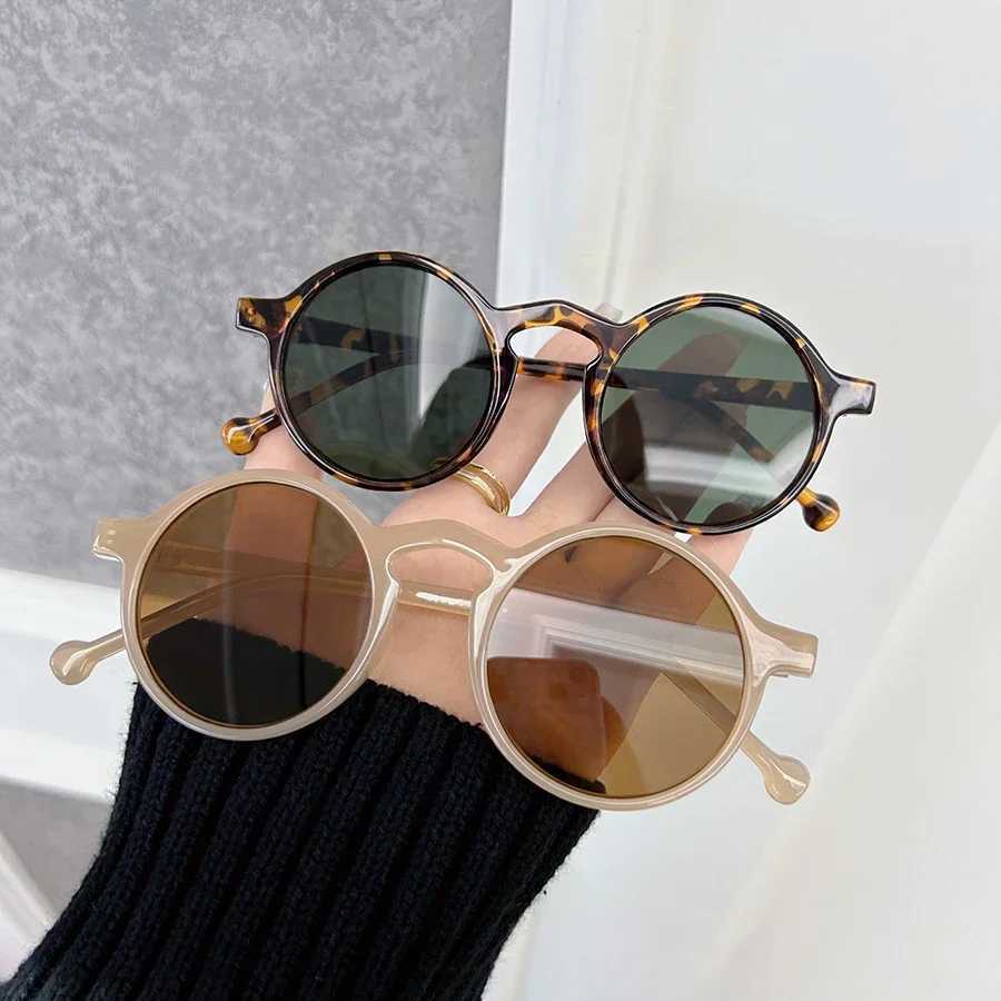 Retro Round Sunglasses Women Men Fashion Brand Vintage Sun Glasses Female Male Designer Mirror Punk Outdoor Oculos De Sol Z250411