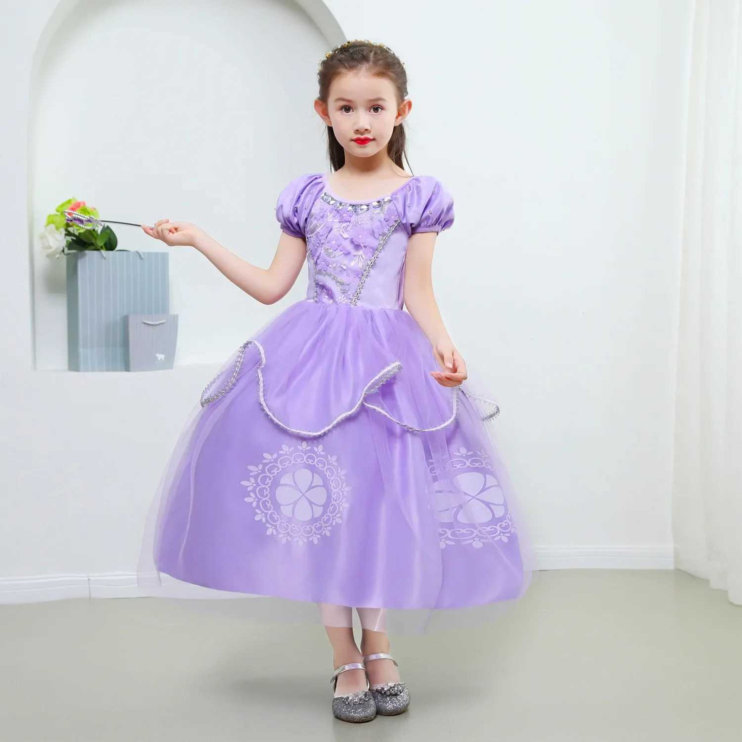 Disney Cartoon Sofia the first anime costume girl princess dress floral decal dance dress childrens carnival dress Sofia role-playing robeXJ250411