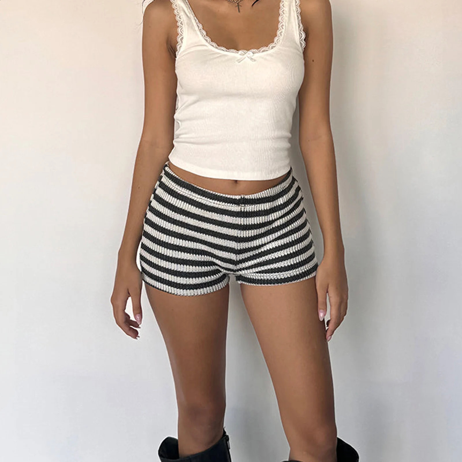 Gaono Women Y2K Aesthetic Crochet Knit Shorts Vintage Striped Low Waisted Boxer Shorts Summer Cute Mini Shorts Knitwear 250409