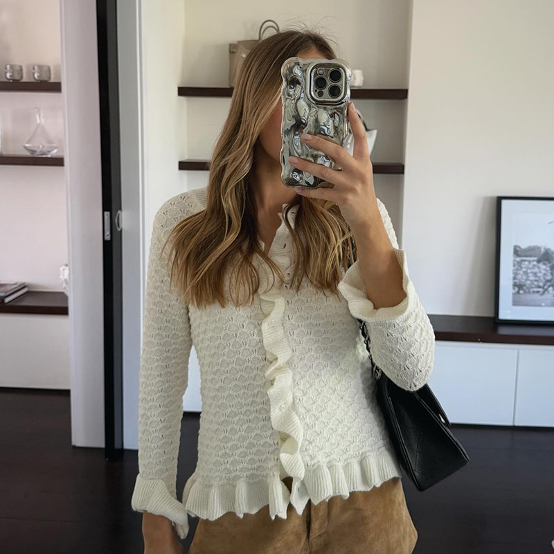 Autumn and winter women's clothing, women's solid color casual street style, slim round neck fashionable cardigan, lace design long sleeve, 