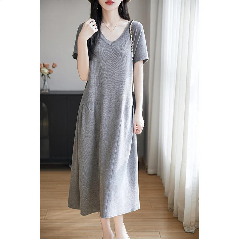 V-neck Short Sleeve Dress Womens 2025 Summer Loose Fashion Casual Knitted Vest Skirt Qu Zhu Ice Silk T-shirt Dress 250411