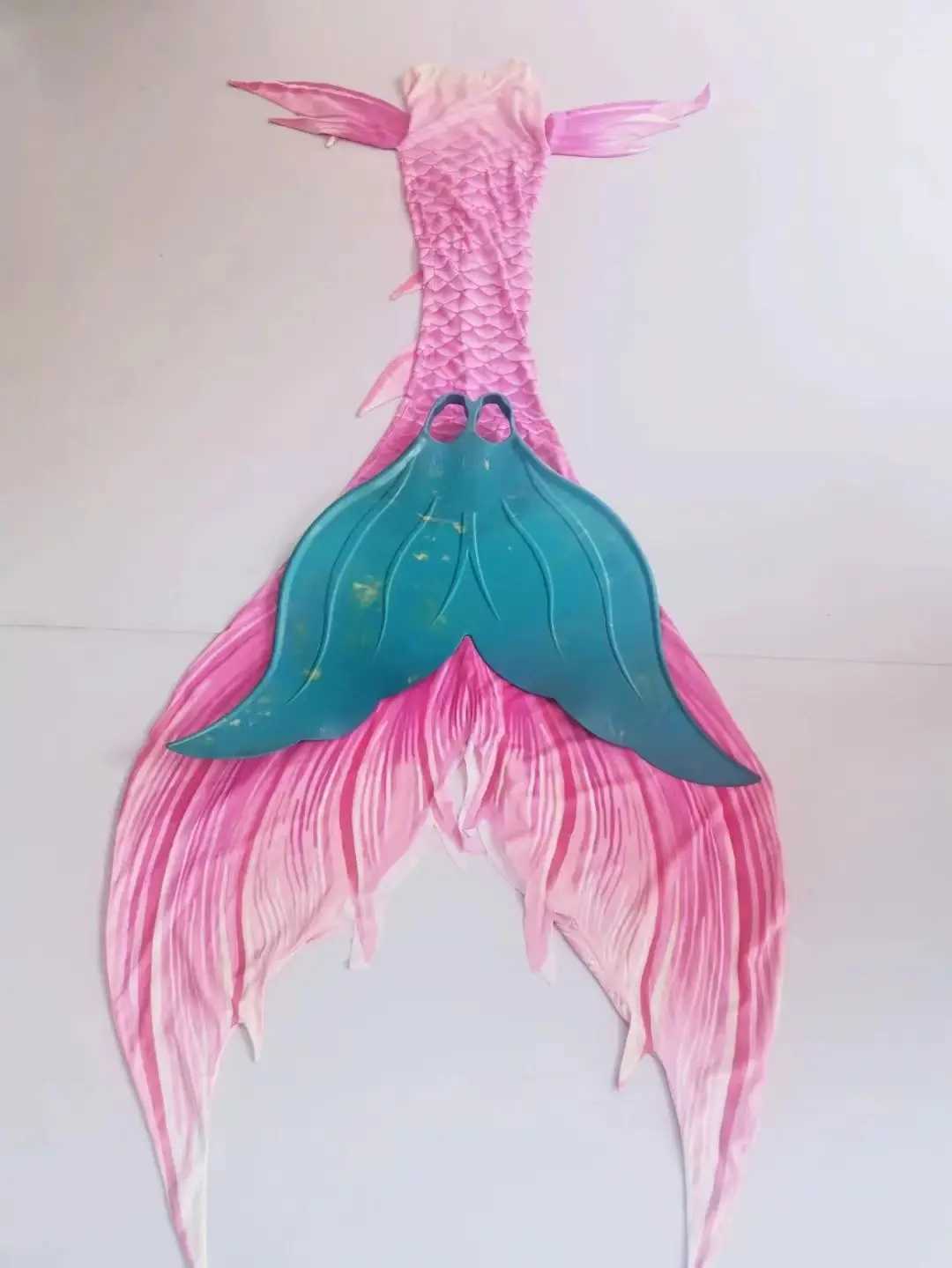 Premium Unisex Adult Mermaid Fins for Diving Swimming Professional grade silicone flip cover suitable for deep diving training.Y250412