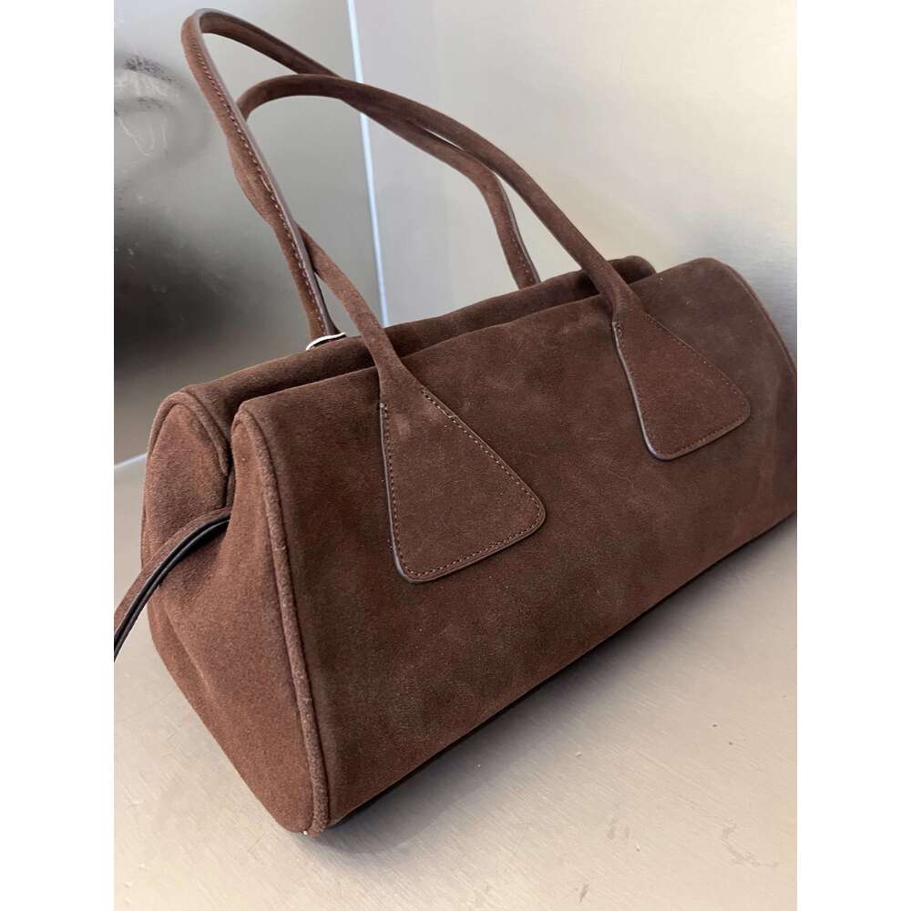Designer Bag Niche Design French Simple Triangle Leather Shoulder Pillow Bag New Boston Fashion Handbag For Women