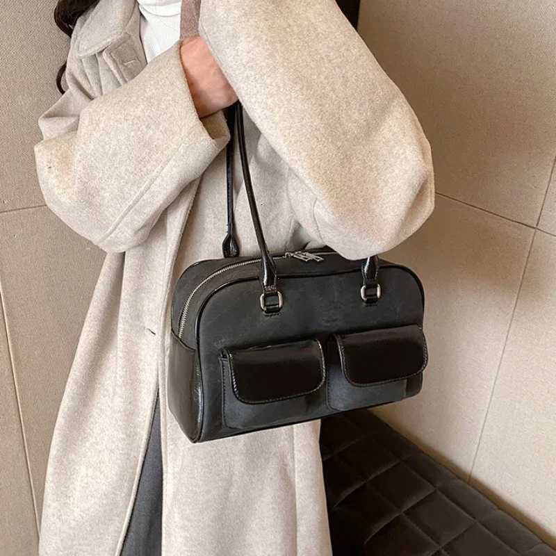 Korean Fashion Womens Shoulder Bag Soft Suede with PU Leather Bowling Handbag Casual Luxury Vintage 2024 New Boston Tote BagW251111