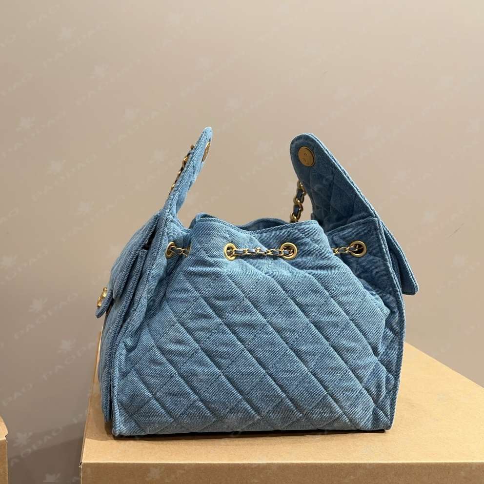 Designer Bag Denim Bucket Bag Is Popular in Europe and America in Spring and Summer The Workmanship Is Exquisite Luxury Style Quality Grade AAAA