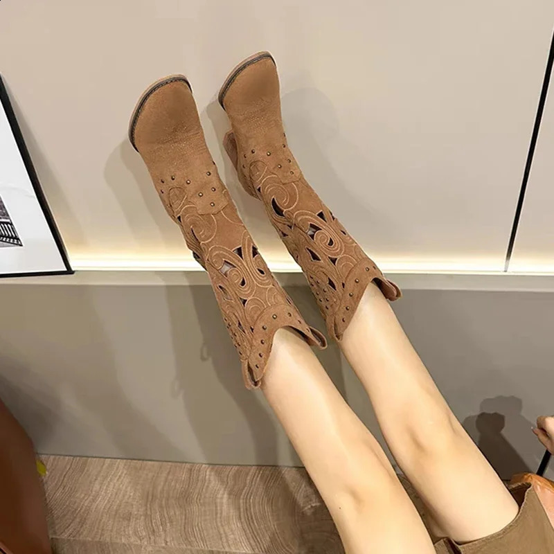 Hollow Embroidered Vintage Western Boots Women Autumn Chunky Heels Knee High Cowboy Boots Woman Pu Leather Knight Booties 250411