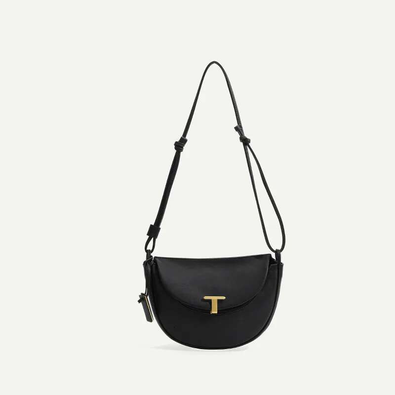 Niche Designer Semi-Circle Crescent Women's 2024 New Fashion Single Shoulder Underarm Versatile Commuting Crossbody Bag