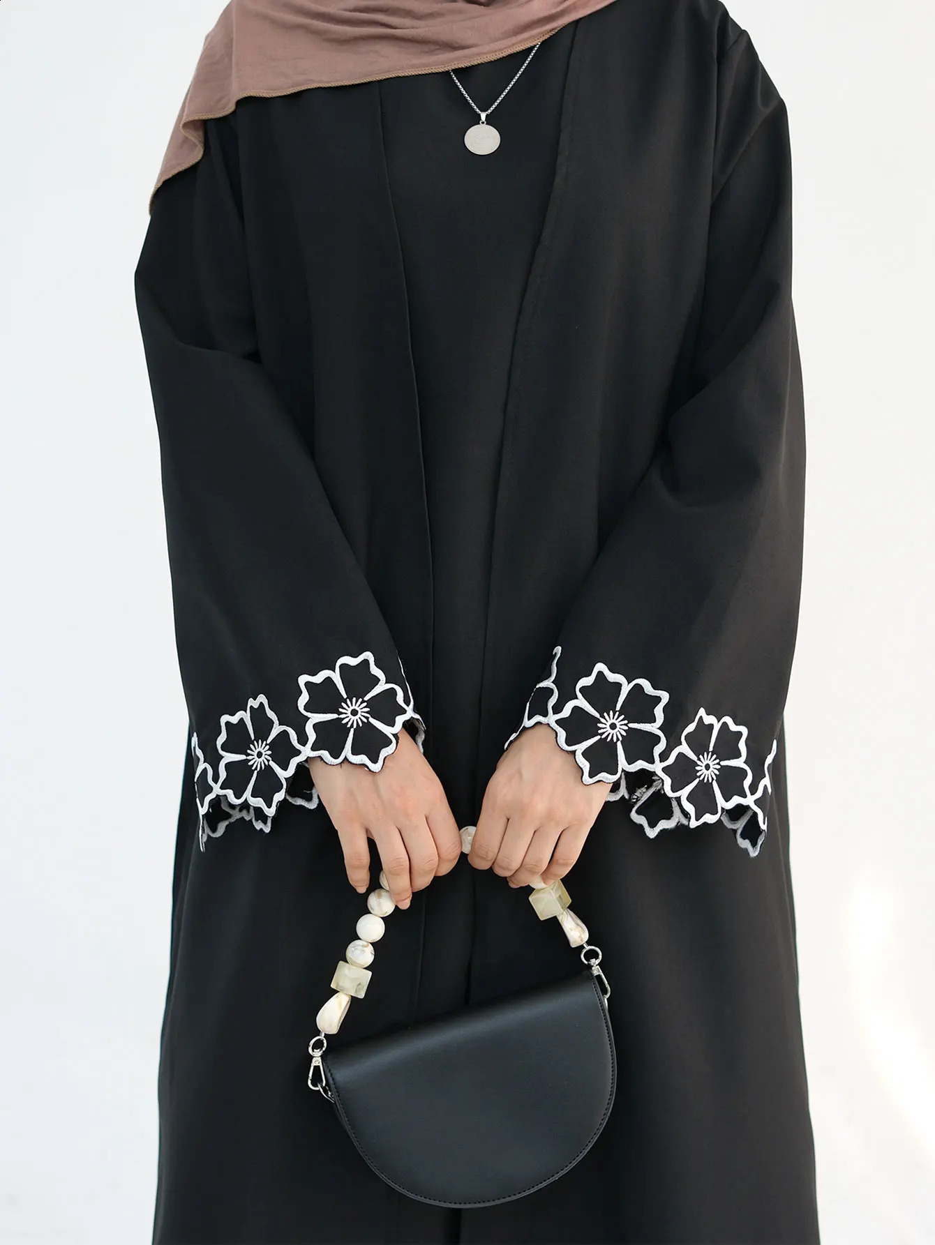 Black Muslim Abaya Dress with Intricate Tailored Cuff y for Middle Eastern Women Ideal Eid al Fitr Clothing 250411
