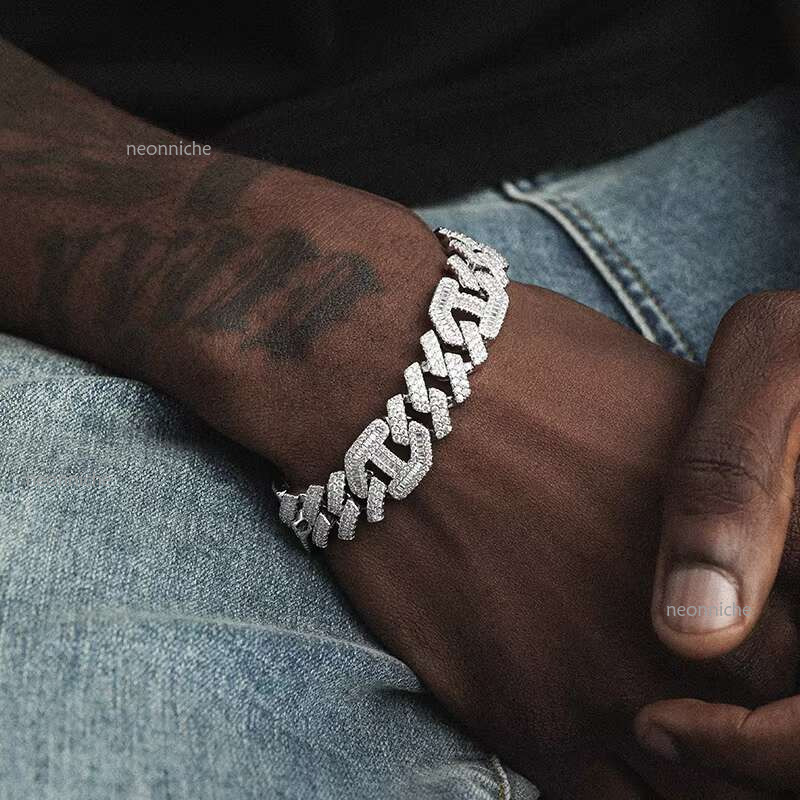 Hiphop 12-14mm Pig Nose Cuban Chain Jewelry Fashion VVS Iced Out Moissanite Dia Gold Bracelet for Men's