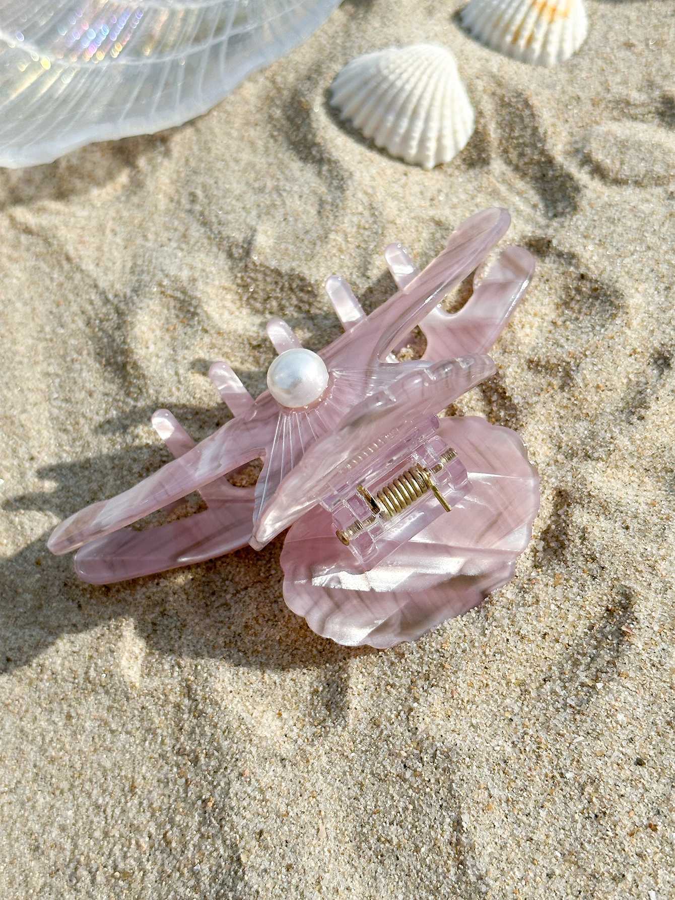 Elegant shell shaped acetic acid hair clip light purple medium-sized hair clip set with large pearls striped Pat Y2504012