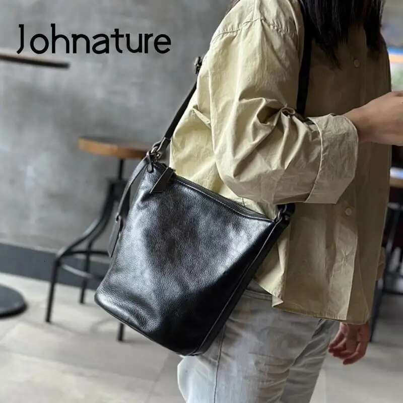 2025 New Simple Genuine Leather Women Shoulder & Crossbody Bags Natural Real Cowhide Large Capacity Casual Bucket Bag