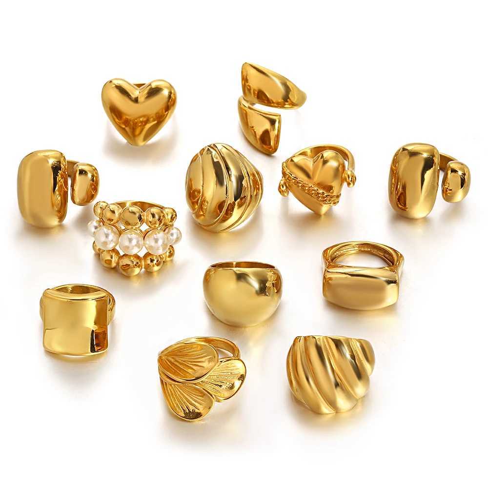 Large size 7/8/9 womens ring fashionable and personalized heart chain pattern wave gold stainless steel charm jewelryXJ250412
