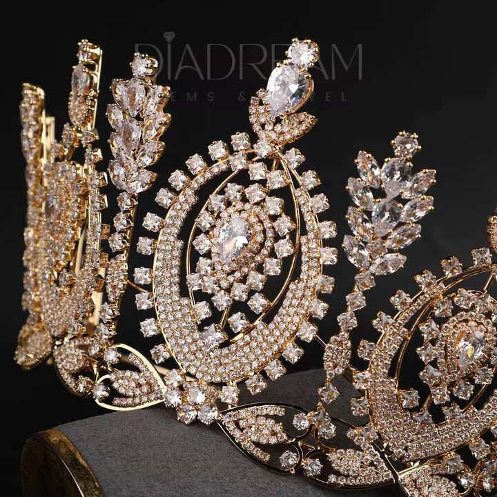 Handmade Luxury 925 Sterling Silver Wedding Crowns Miss Universe Pageant Bridal Hair Accessories Gold-Plated Moissanite Diamond