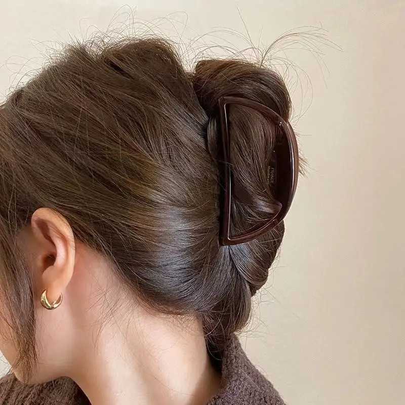 One European and American hair ornament hollow acetic acid handle big meat ball hair claw Y2504012