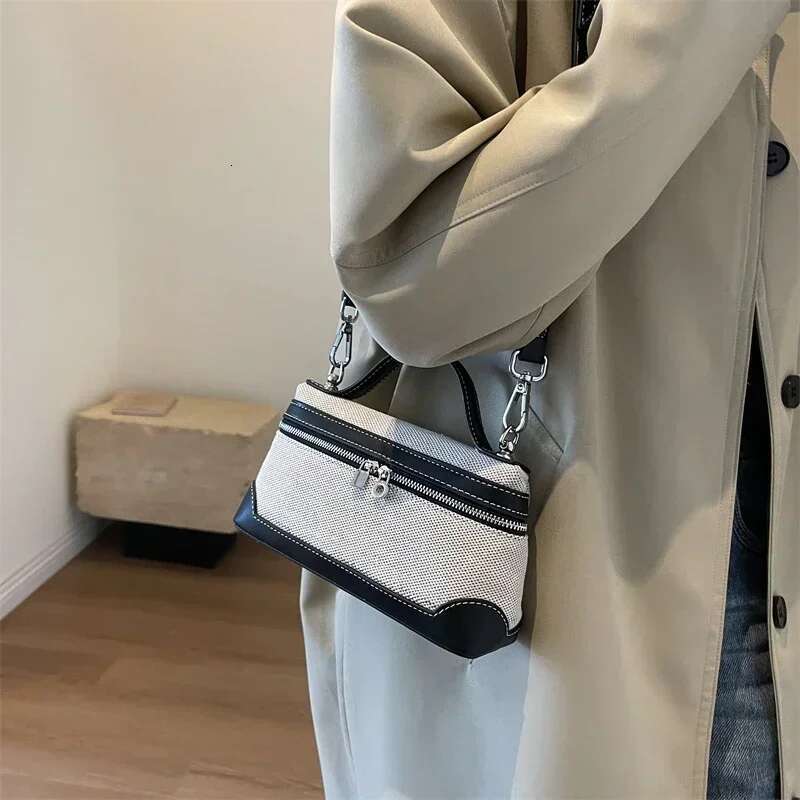 High quality canvas women's box shoulder on sale 2025 new zipper patchwork sewing thread makeup fashion crossbody bag