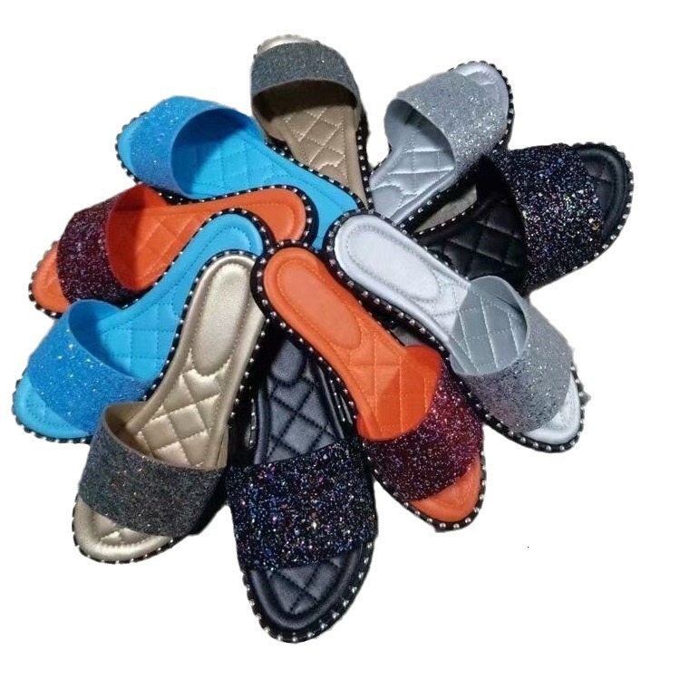 Designer Fashion Trend Women's Flat Bottomed Sparkling Casual Versatile Slippers