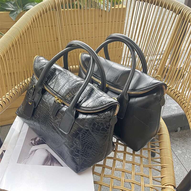 Crocodile Print Premium Handbag Design One Shoulder Crossbody Pillow Soft Leather Small Bag Black White Striped Briefcase