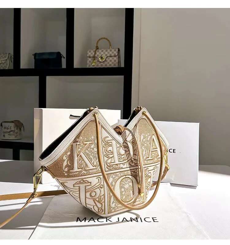 Autumn Textured Leather Embroidery Striped Bucket Women Fashion Handbag Lady Purse Female Shoulder Messenger Casual Bag
