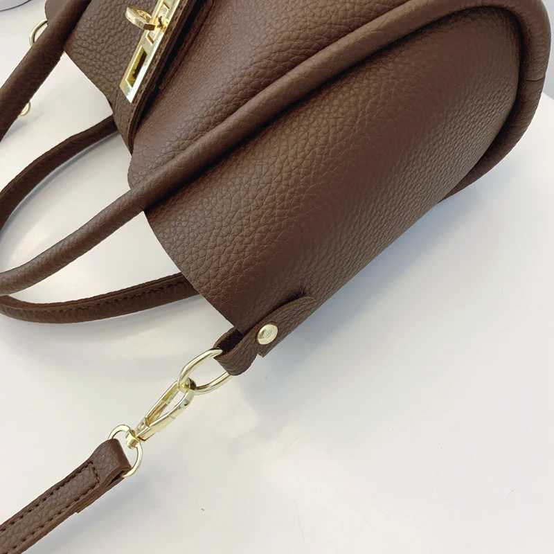 FI new large capacity shoulder bag high-end womens handbag FI niche casual handbag womens cross bagXJ250412