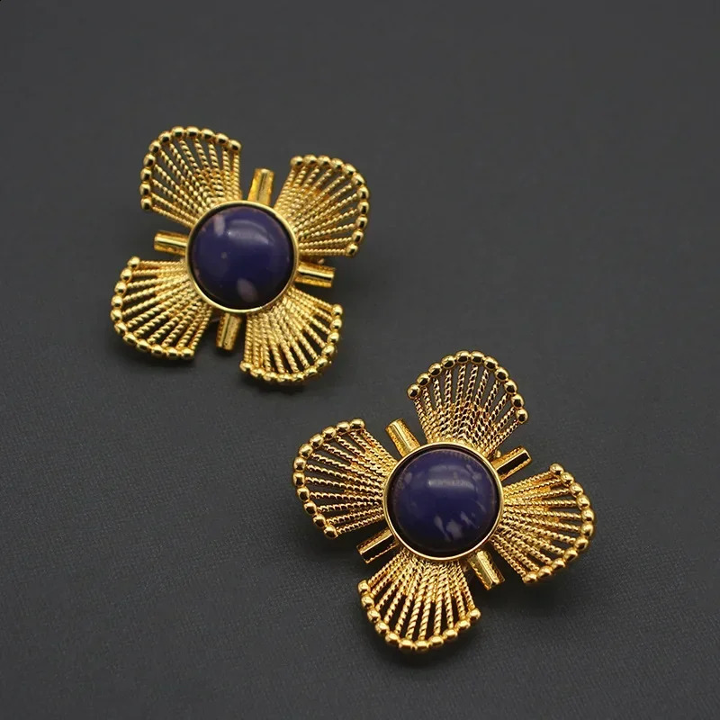 European and American floral blue retro niche jewelry ear clips 250409