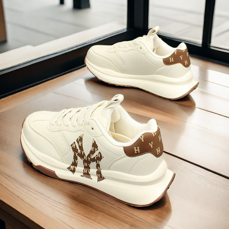 designer shoes 2025 Couple's vintage dad sneakers for men and women thick-soled soft-soled small white shoes lightweight and casual skate shoes f