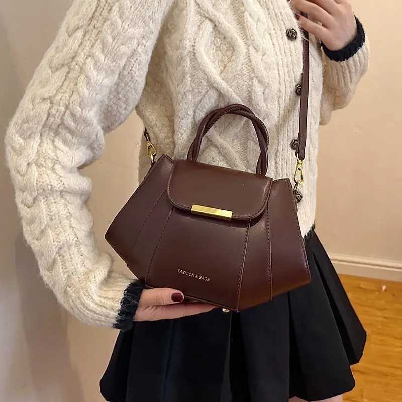 French Exquisite handbag new solid color Fiable Versatile high-end texture single shoulder Diagal cross bagXJ250412