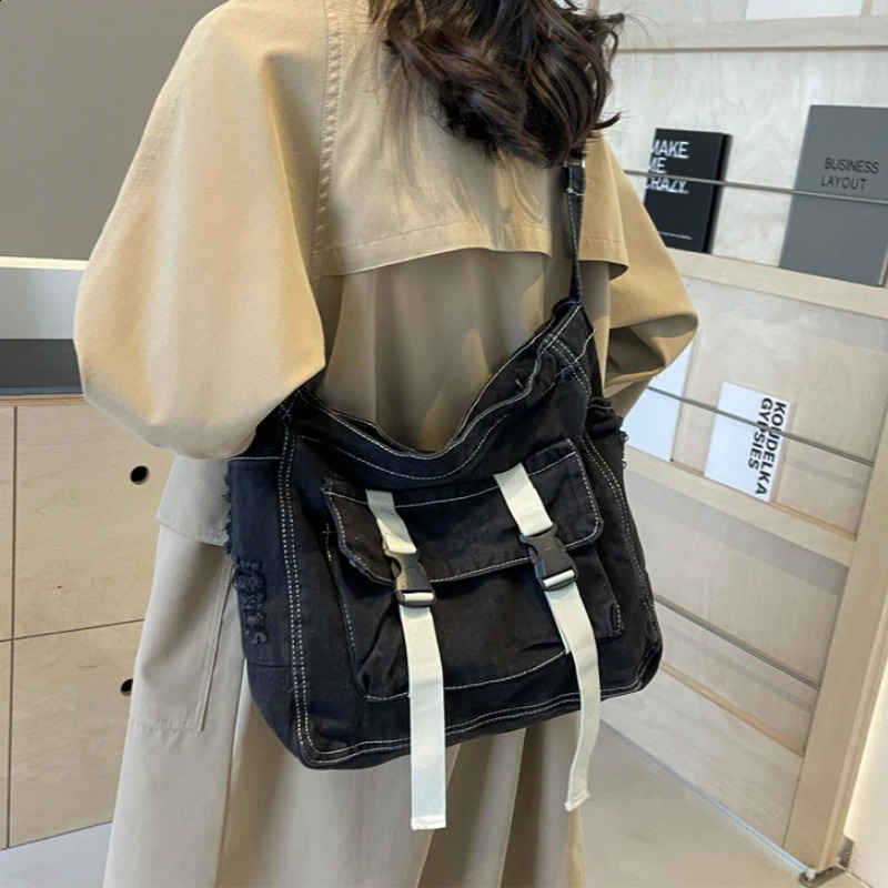 Large capacity denim messenger bag womens cross body bag student shoulder handbag 250411