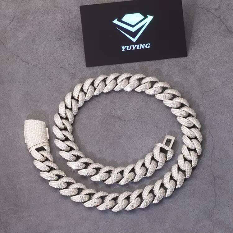 Rapper Style 925 Silver Necklace for Men 17mm Wide With GRA Moissanite Diamond Iced Out Cuban Link Chain