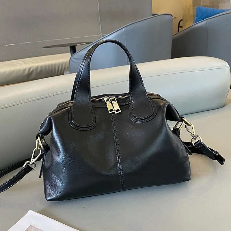 2025 New Fashion Large Capacity Genuine Leather Handbag Women's Shoulder & Crossbody Bags Retro Cowhide Tote Bag