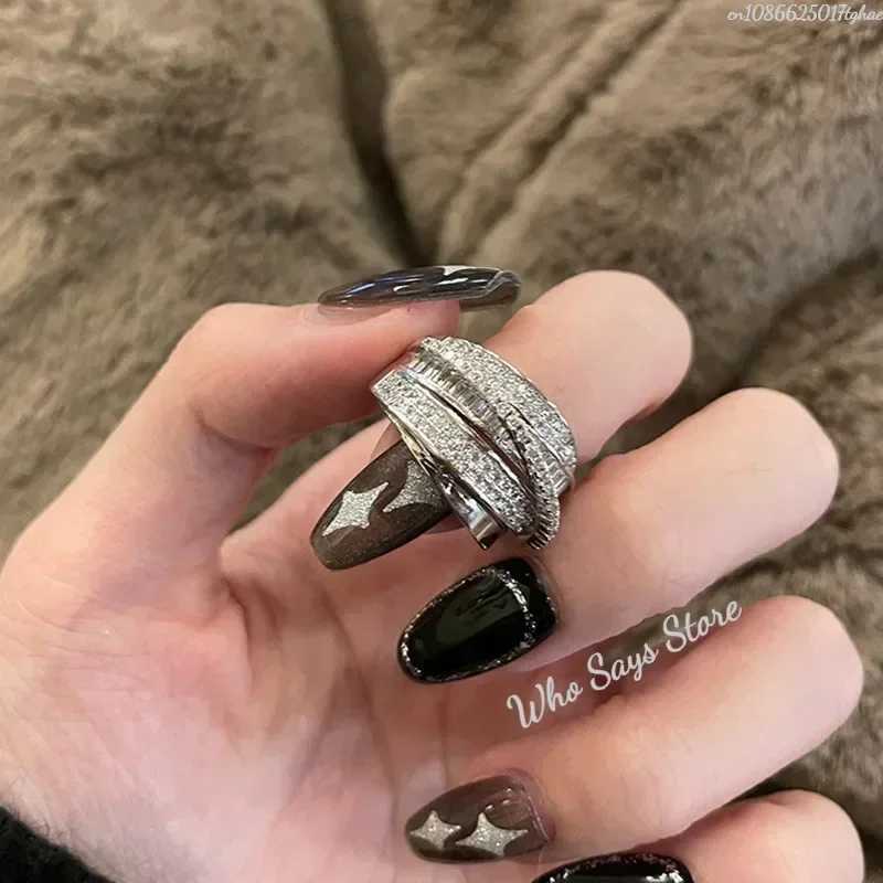 Korean New Fashion Jewelry Exquisite Silver Zircon Ring Elegant Womens Open Adjustable Wedding Gift Luxury StudioXJ250412