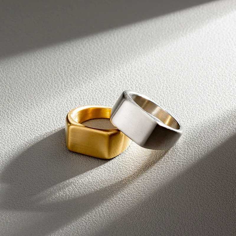 316L stainless steel mens ring 2024 smooth rectangular seal mens ring finger jewelry accessoriesXJ250412