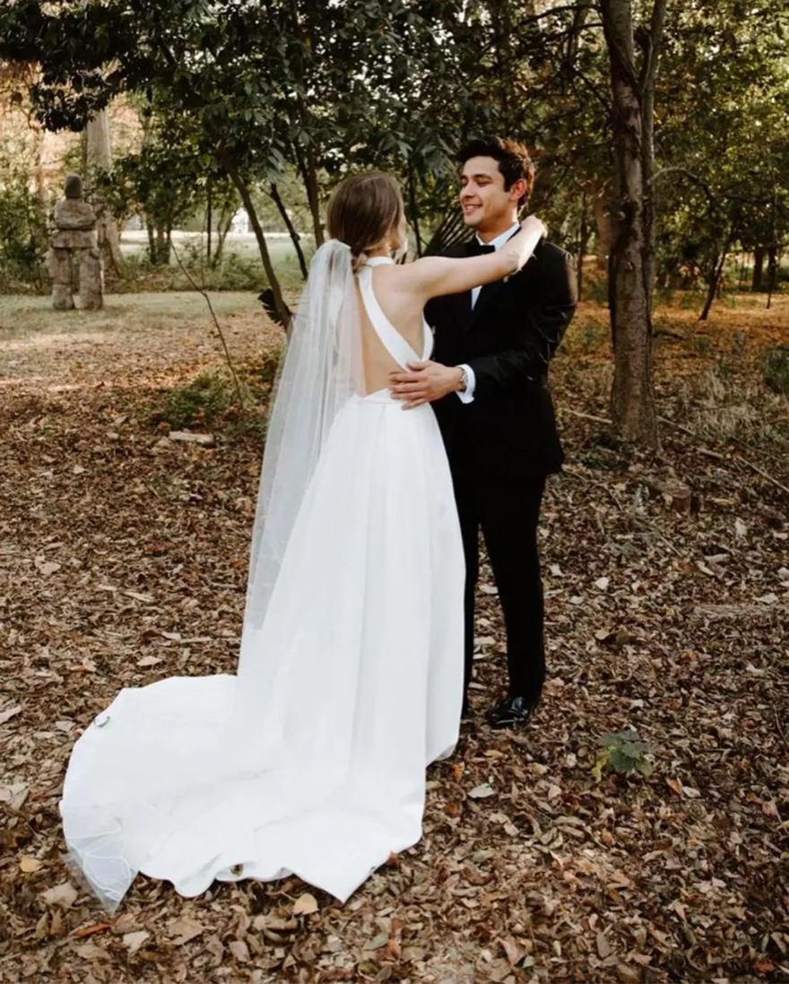 Country A Line Wedding Dresses Halter Neck Sexy Backless Brdial Gowns 2025 New Style Side Split Robe De Soiree