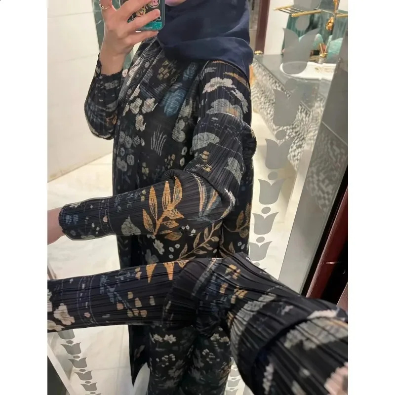 KAF Womens Abaya SpringSummer Collection Flip Collar Long Sleeve Retro Printed n Loose Large Arab y 250411