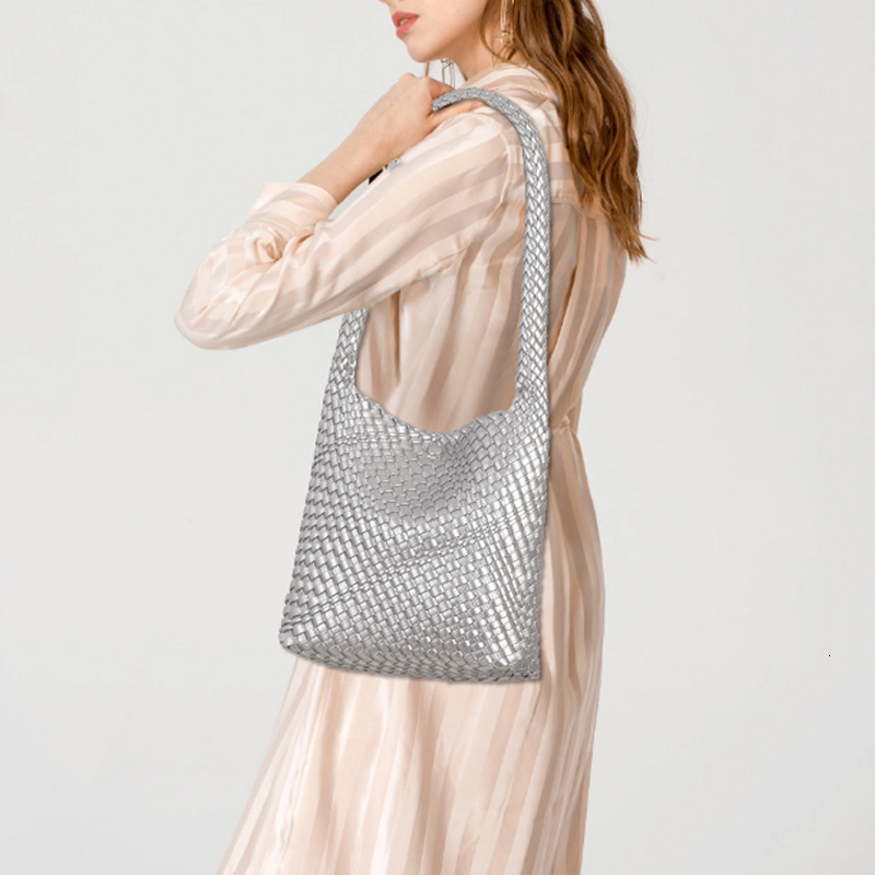 2025 New Woven Bag Women's Fashion PU Leather Female Bag Designer Shoulder Handbag